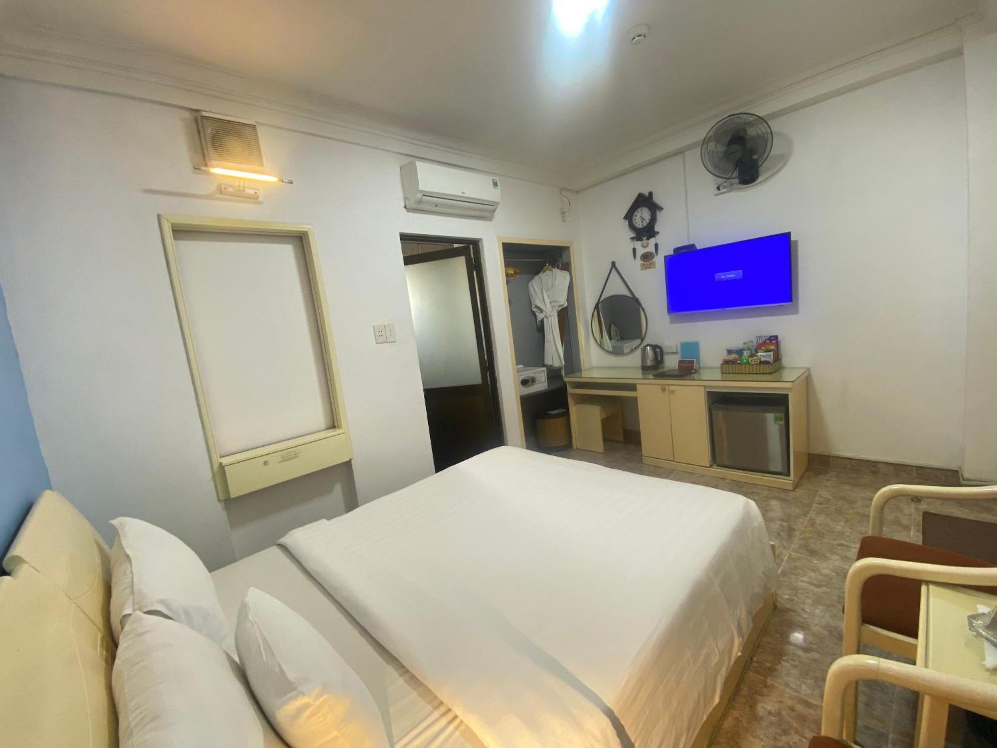 A25 Hotel - 22 Nguyen Cu Trinh Ho Chi Minh City Exterior photo